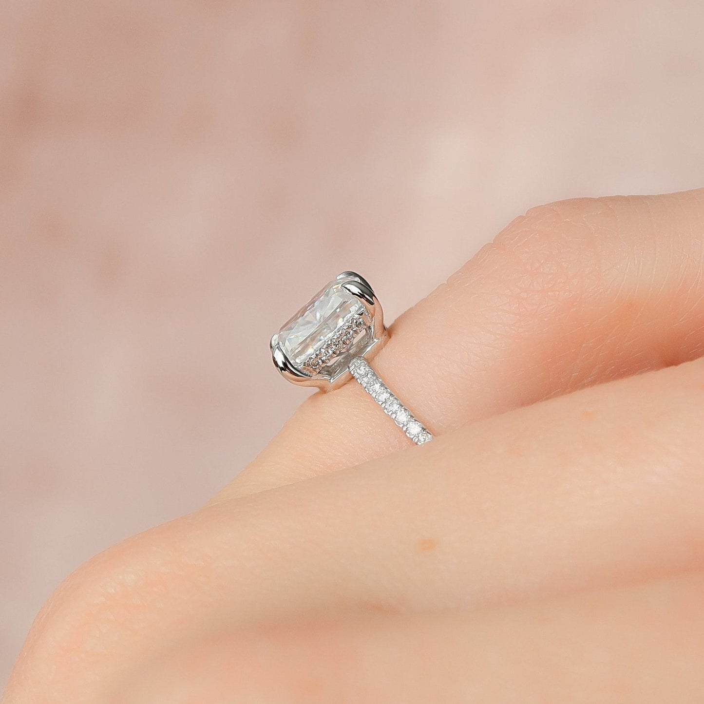 Hera Luxgem | 1.5 Carat E. Cushion 18K White Gold Pave